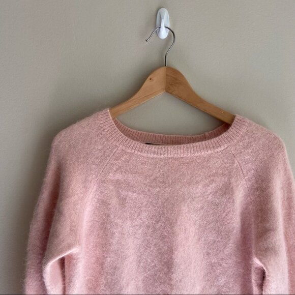 H&M Wool Blend Angora Fuzzy Crewneck Pullover Pale Rose Medium - Picture 5 of 7